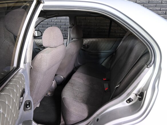 2004 Hyundai Accent II Рестайлинг, серебристый, 230000 рублей - вид 9