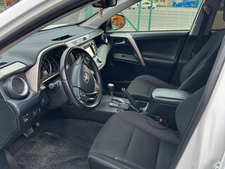 2015 Toyota RAV4 IV (XA40), белый, 1650000 рублей, вид 5