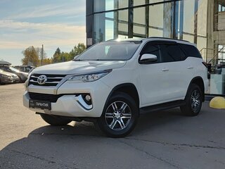 2019 Toyota Fortuner II, белый, 3399000 рублей, вид 1