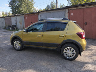 2017 Renault Sandero Stepway II, зелёный, 860000 рублей, вид 4