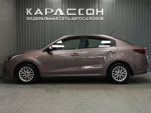 2019 Kia Rio IV, коричневый, 1485000 рублей - вид 4