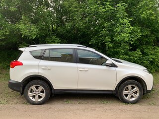 2014 Toyota RAV4 IV (XA40), белый, 1650000 рублей, вид 5