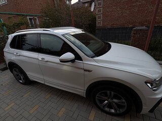 2019 Volkswagen Tiguan II, белый, 2800000 рублей, вид 5