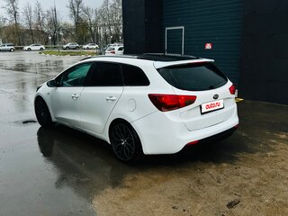 2014 Kia Ceed II, жёлтый, 530000 рублей, вид 4