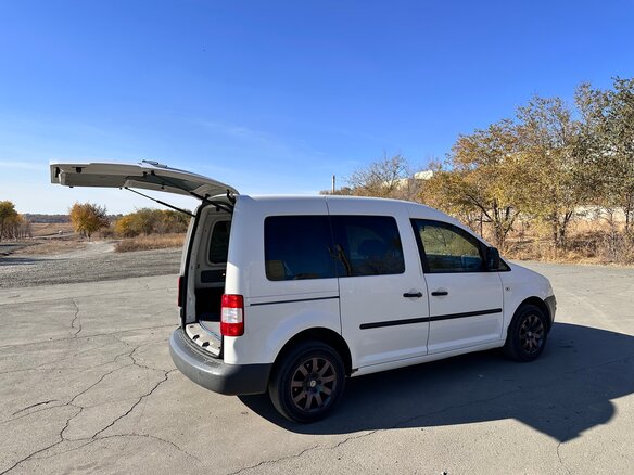 2009 Volkswagen Caddy III, белый, 750000 рублей - вид 2