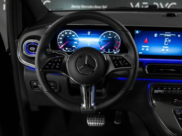2026 Mercedes-Benz V-Класс Extra Long 300 d экстра длинный III (W447) Рестайлинг 2, чёрный, 18446400 рублей - вид 13