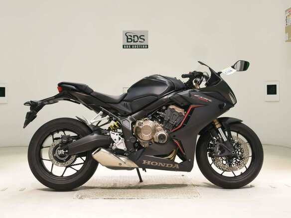 2020 Honda CBR 650R, чёрный - вид 1