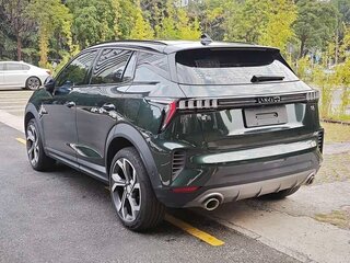 2025 Lynk & Co 06 I Рестайлинг, зелёный, 2660000 рублей, вид 2