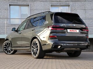 2026 BMW X7 40d I (G07) Рестайлинг, серый, 17750000 рублей, вид 5
