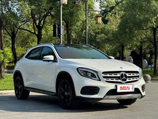 2019 Mercedes-Benz GLA 200 I (X156) Рестайлинг, белый, 1720004 рублей, вид 4