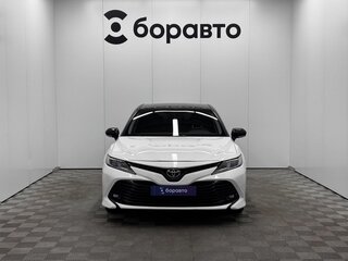 2019 Toyota Camry VIII (XV70), белый, 2320000 рублей, вид 2
