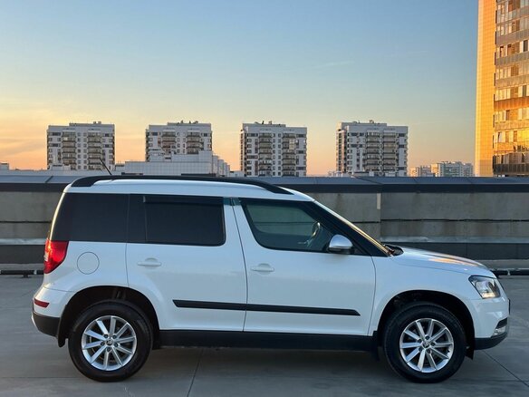 2016 Skoda Yeti I Рестайлинг, белый, 1509900 рублей - вид 5