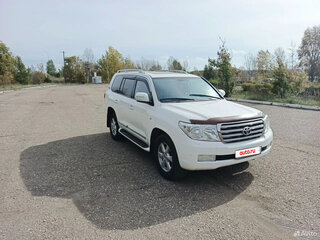 2011 Toyota Land Cruiser 200 Series, белый, 3300000 рублей, вид 4