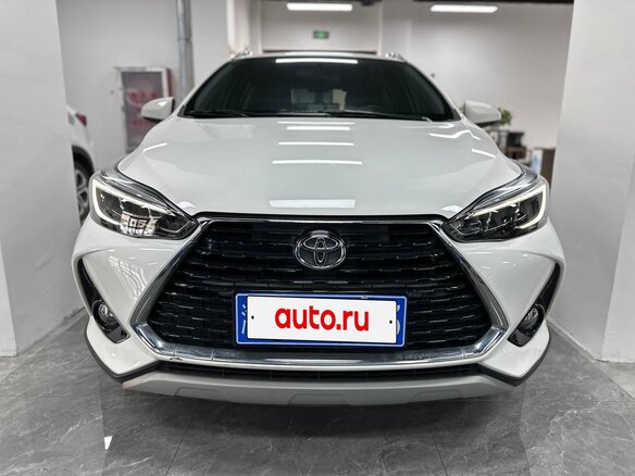 2022 Toyota Yaris L X XP150 Рестайлинг, белый