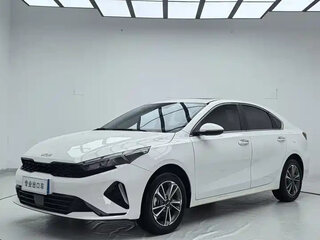 2023 Kia K3 II (China Market) Рестайлинг, белый, 1515004 рублей, вид 1