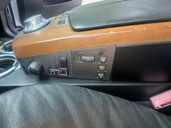 2002 BMW 7 серии 735i IV (E65/E66), серебристый, 620000 рублей - вид 10