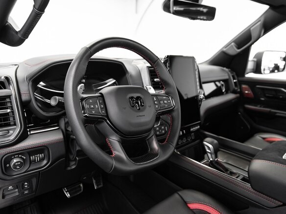 2026 Ram 1500 RHO V Рестайлинг, зелёный, 11840000 рублей - вид 15