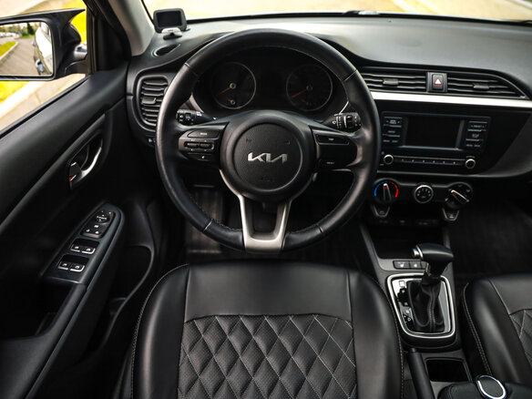 2021 Kia Rio X IV Рестайлинг, серый, 1950000 рублей - вид 12