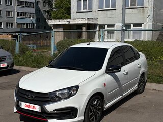 2019 Lada (ВАЗ) Granta Drive Active I Рестайлинг, белый, 700000 рублей, вид 1
