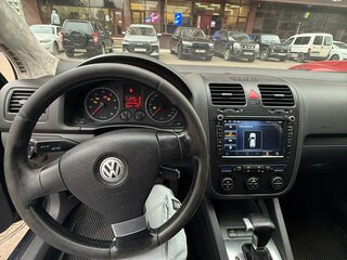 2007 Volkswagen Golf V, серый, 425000 рублей, вид 3