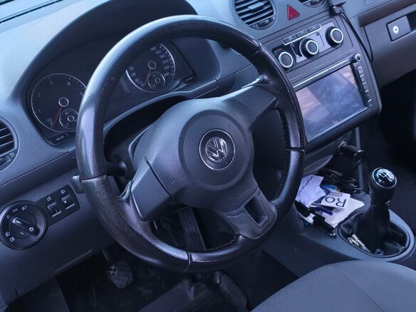 2013 Volkswagen Caddy III Рестайлинг, серебристый, 1300000 рублей - вид 8