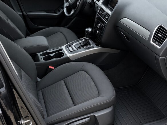 2014 Audi A4 IV (B8) Рестайлинг, чёрный, 1080000 рублей - вид 4