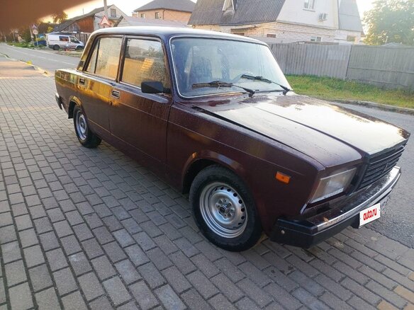 2007 Lada (ВАЗ) 2107, пурпурный