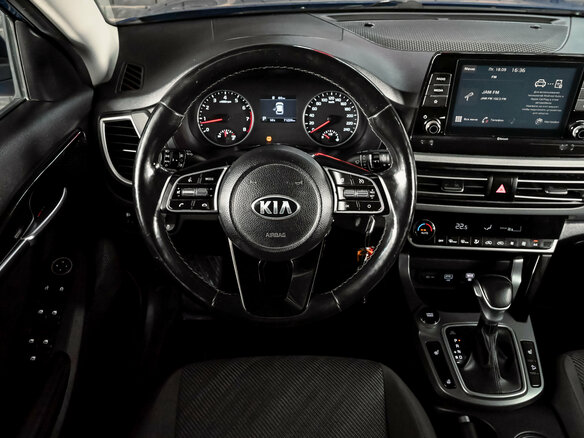 2021 Kia Seltos I, синий, 2000000 рублей - вид 11