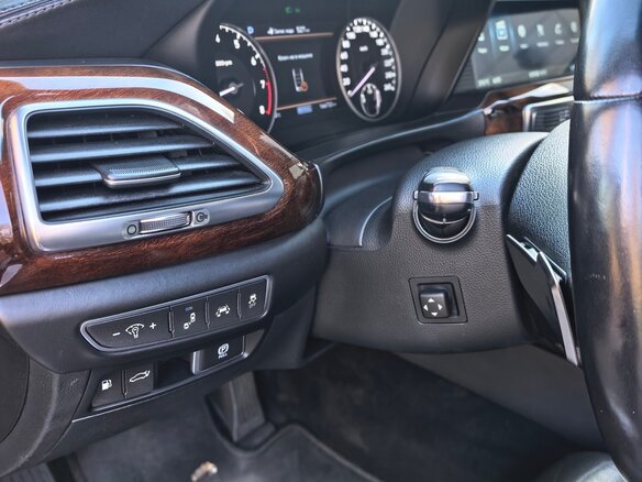 2017 Genesis G90 Limousine I, чёрный, 2999999 рублей - вид 22