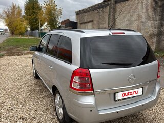 2012 Opel Zafira B Рестайлинг, серебристый, 950000 рублей, вид 4