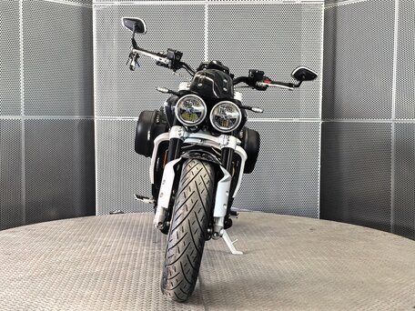 2022 Triumph Rocket III, чёрный, 1999000 рублей, вид 3