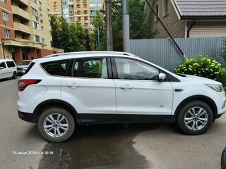 2018 Ford Kuga II Рестайлинг, белый, 1660000 рублей, вид 2