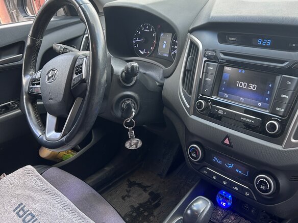 2017 Hyundai Creta I, серебристый, 1900000 рублей - вид 4