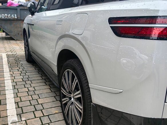 2025 Denza N9 46.9 kWh, серебристый, 7500000 рублей - вид 6