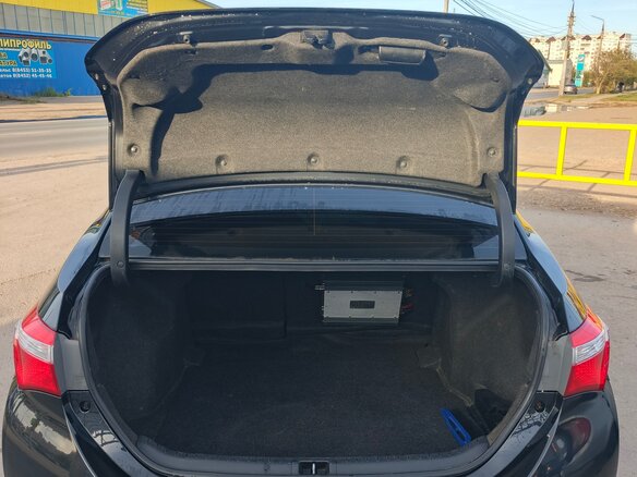 2013 Toyota Corolla XI (E160, E170, E180), чёрный, 1100000 рублей - вид 7