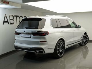 2025 BMW X7 40i I (G07) Рестайлинг, белый, 17500000 рублей, вид 2