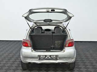 2000 Toyota Yaris I, серебристый, 179000 рублей, вид 5