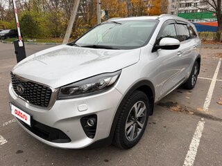 2019 Kia Sorento III Prime Рестайлинг, серебристый, 3100000 рублей, вид 1