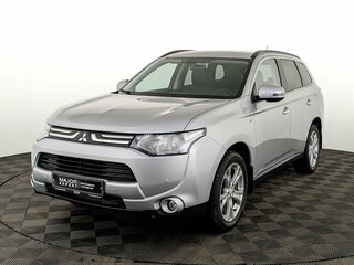 2014 Mitsubishi Outlander III, серебристый, 2300000 рублей, вид 1