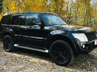 2012 Mitsubishi Pajero IV Рестайлинг 1, чёрный, 2450000 рублей, вид 2