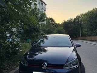 2013 Volkswagen Golf VII, синий, 1477800 рублей, вид 1