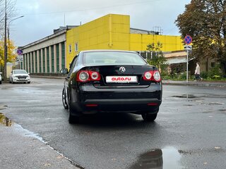 2009 Volkswagen Jetta V, чёрный, 580000 рублей, вид 5