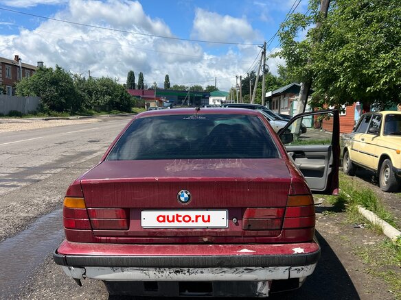1991 BMW 5 серии 520i III (E34), красный - вид 2