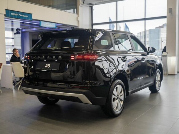 2026 Jaecoo J6, чёрный, 2330000 рублей - вид 11