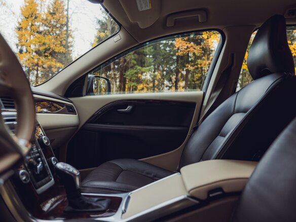 2013 Volvo XC70 II, бежевый - вид 24