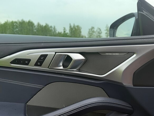 2022 BMW 8 серии 840d xDrive II (G14/G15/G16), чёрный, 8700000 рублей - вид 21