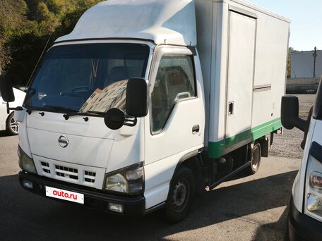 2005 Nissan Atlas, белый, 1250000 рублей, вид 4