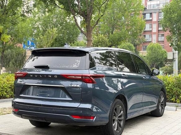 2023 Wuling Victory, серый, 1070000 рублей - вид 3