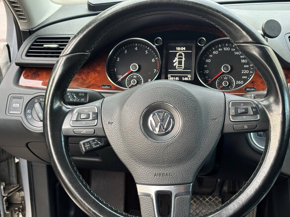 2010 Volkswagen Passat B6, серый, 630000 рублей - вид 6