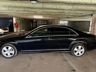 2007 Mercedes-Benz S-Класс 500 V (W221), чёрный, 1050000 рублей, вид 3